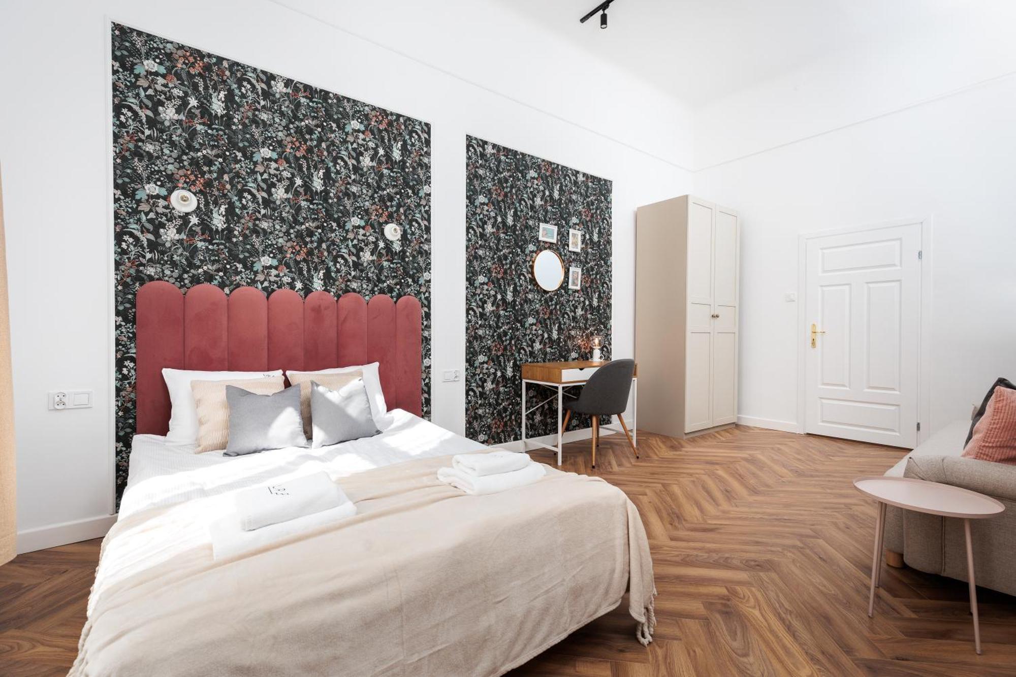 Krupnicza Modern Old Town Apartments - By Upstairs Krakau Buitenkant foto